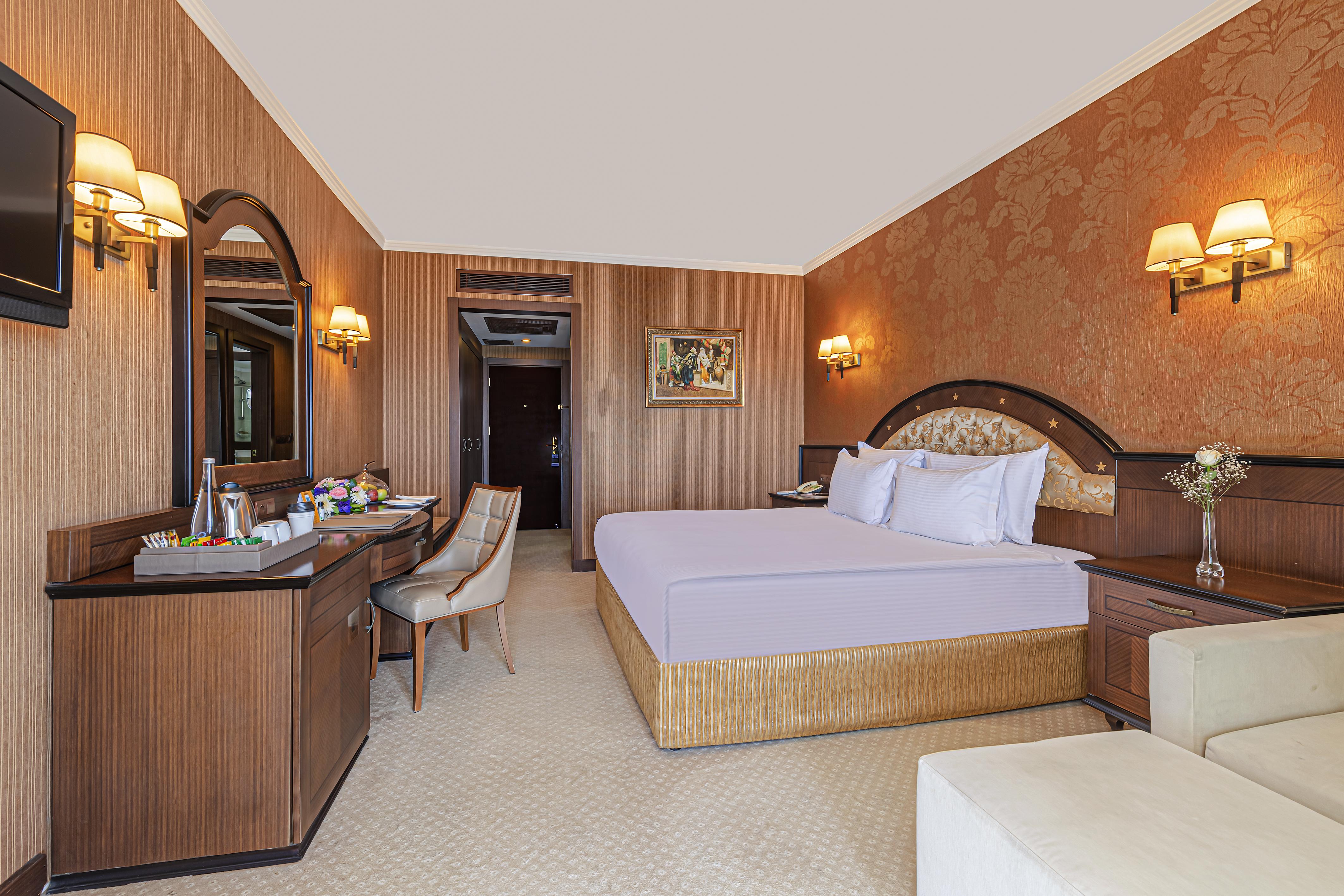 เมกาซาไร เวสต์บีช อันตัลยา Hotel ภายนอก รูปภาพ A room at the hotel